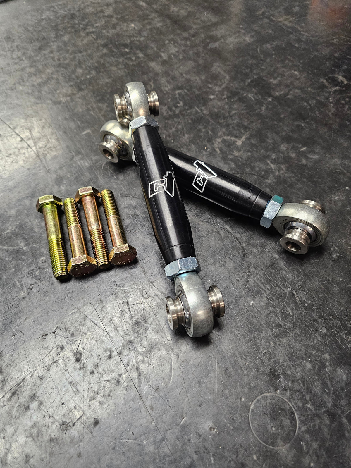 Maverick R adjustable front sway bar links