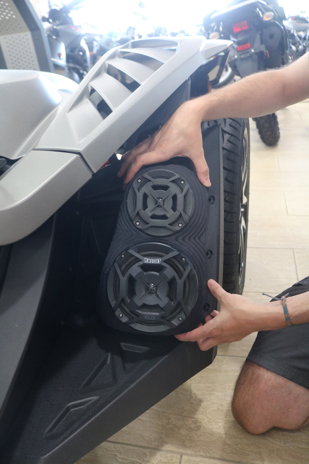Polaris Slingshot Bluetooth LED Sound System - product detail 3