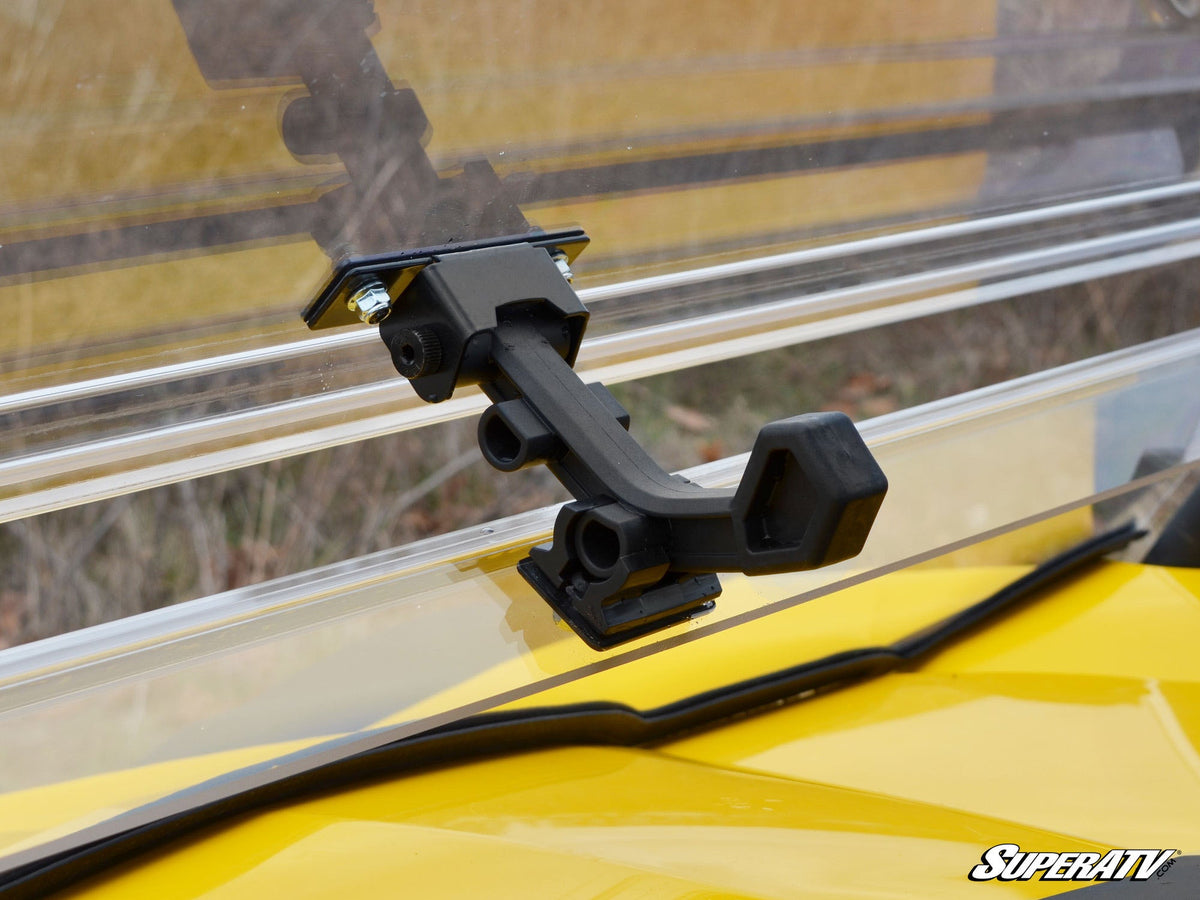 Can-Am Commander flip windshield vented position
