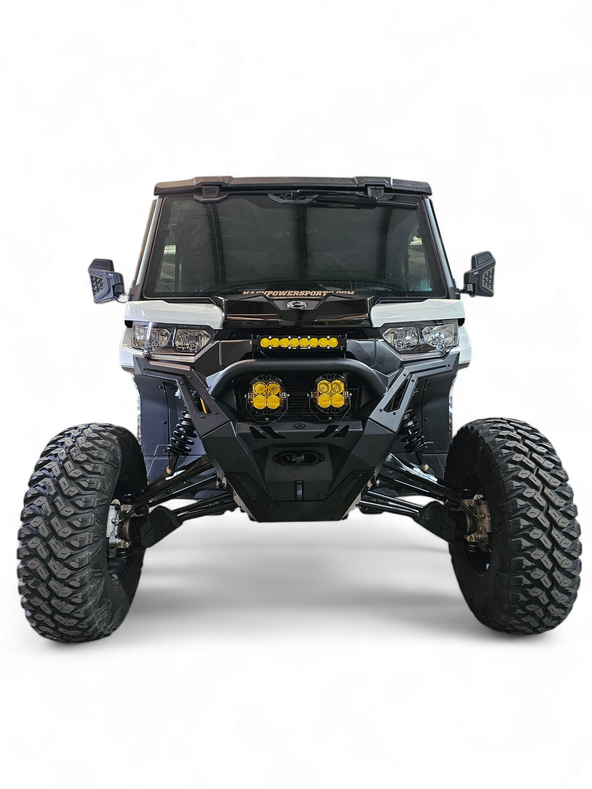 Elektric CDFBA0001 Volt front winch bumper installed on Can-Am Defender HD10