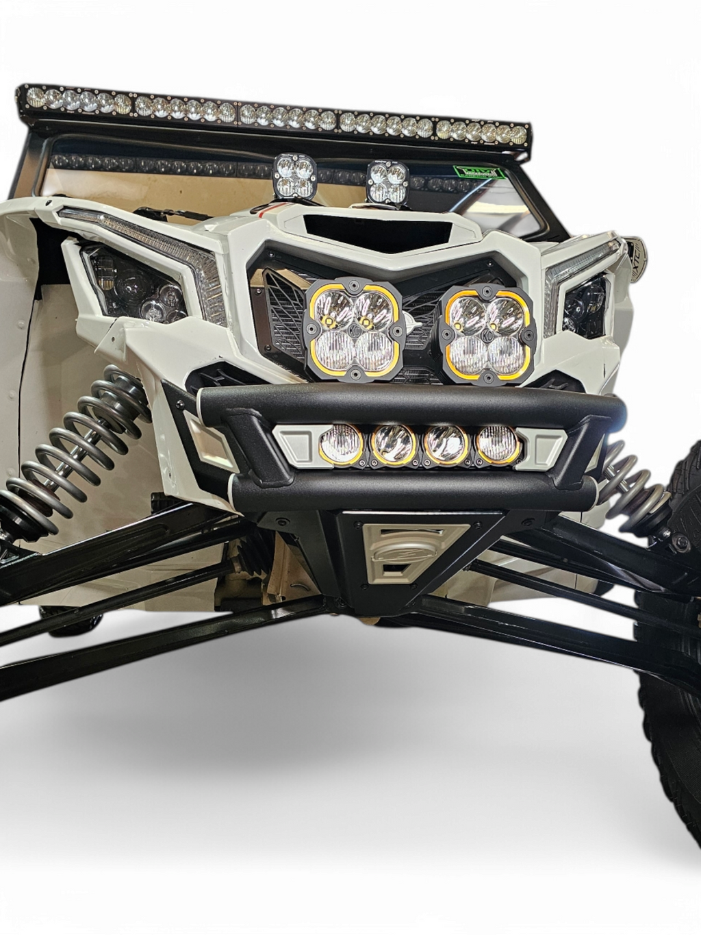 Elektric Offroad Amp front bumper FWB210040 installed on a Can-Am Maverick X3, front view