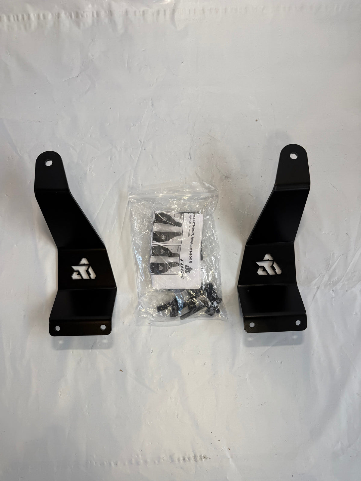 TUSK 187-345-0025 LED Light Bar Brackets 40 inch Straight for Yamaha Wolverine RMAX 4 1000 Limited Edition 2021-2022